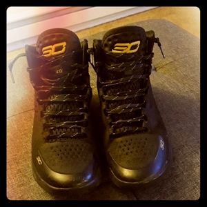 Stephen curry under armor shoes